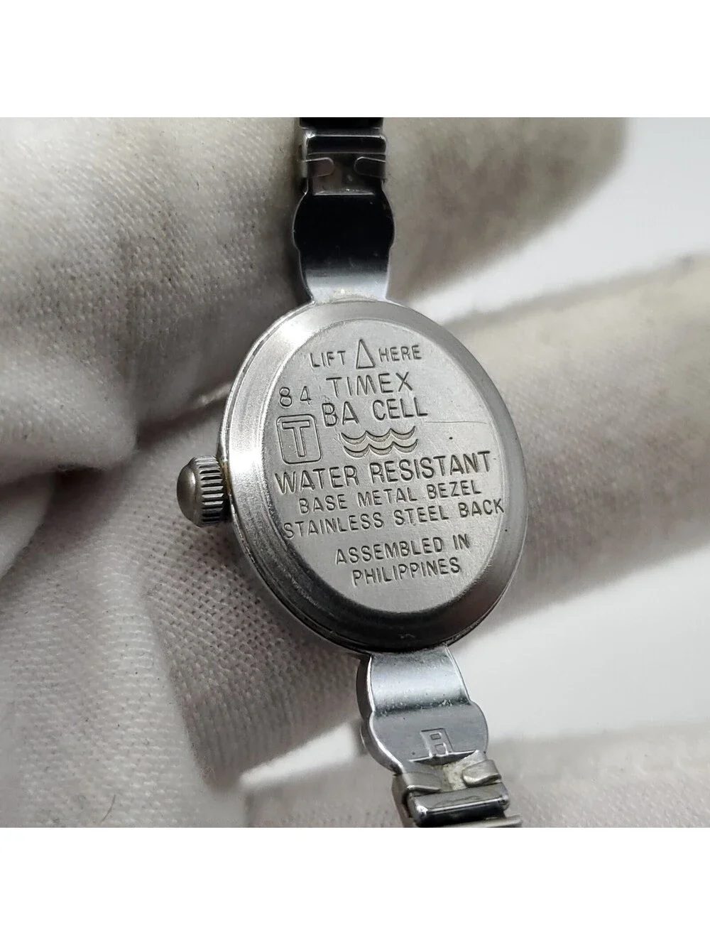 Vintage 1991 Timex Quartz Womens Watch 17mm Silver Tone Stretch Band New Battery